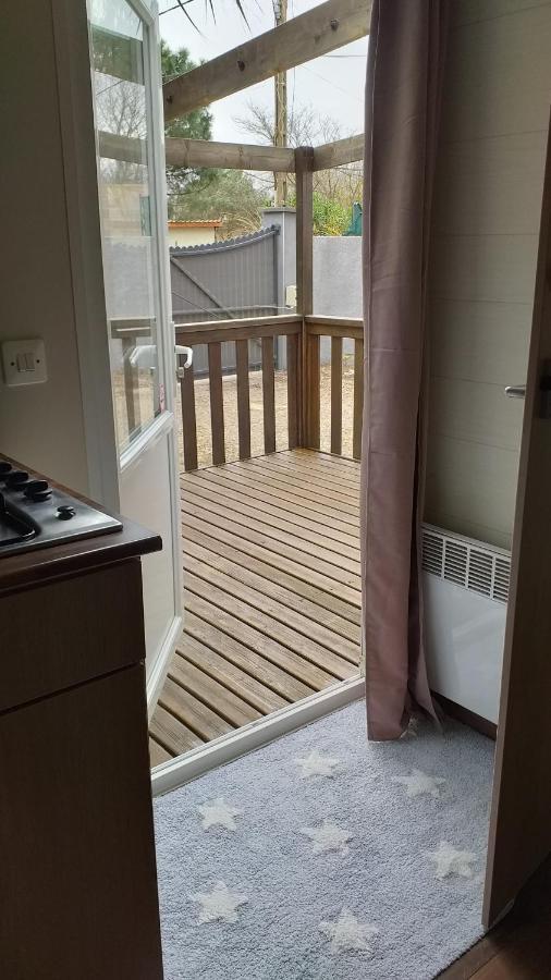 Mobilhome Chez Cathy & Simon Marseillan  Εξωτερικό φωτογραφία
