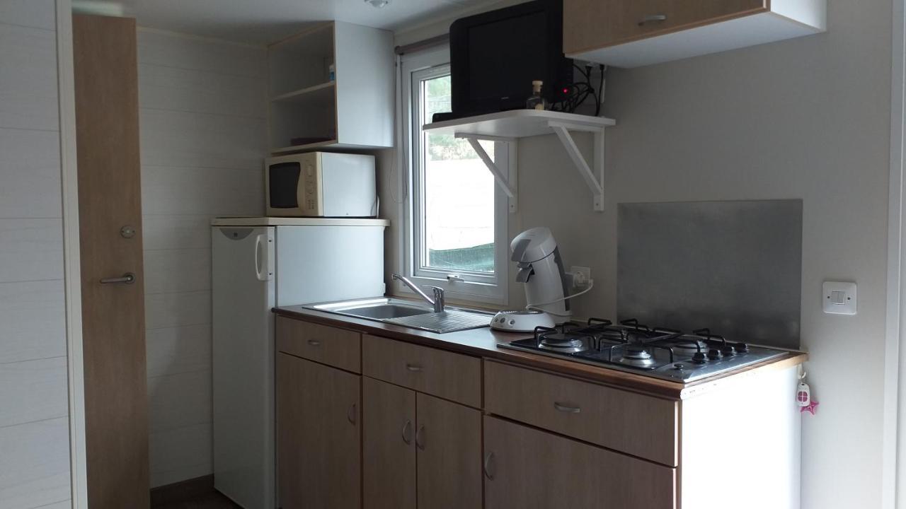 Mobilhome Chez Cathy & Simon Marseillan  Εξωτερικό φωτογραφία